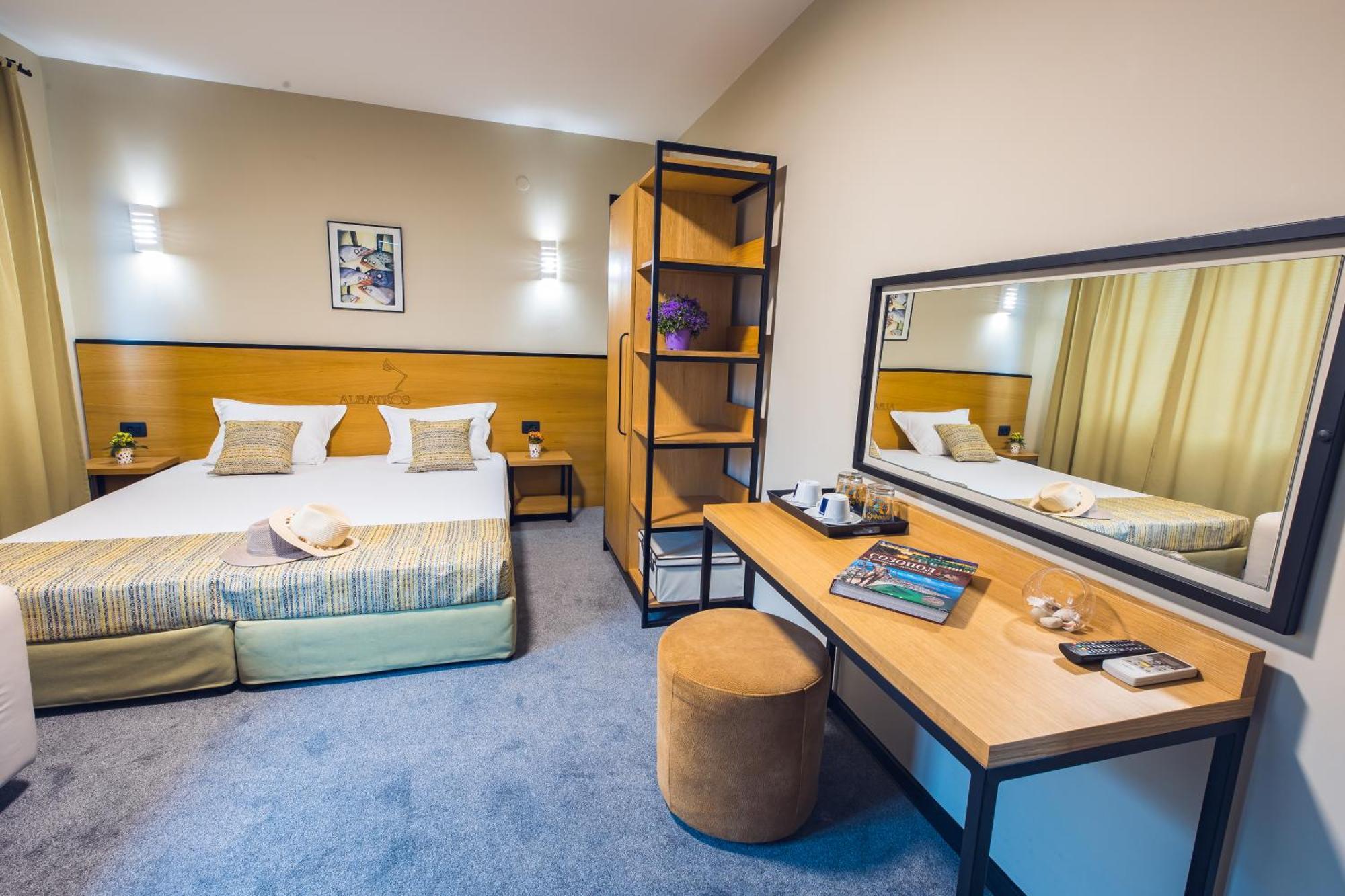Hotel Albatros New Town ソゾポル エクステリア 写真