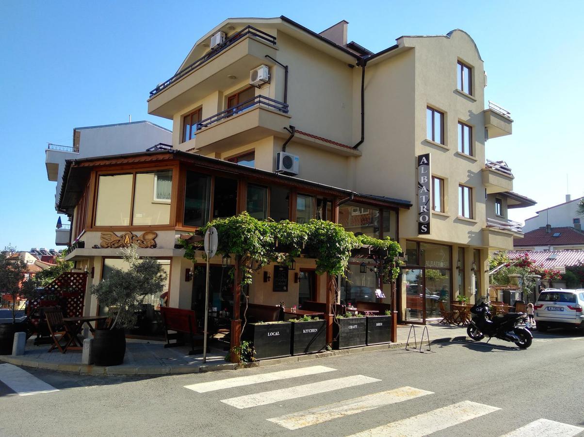 Hotel Albatros New Town ソゾポル エクステリア 写真